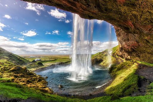https://unsplash.com/@michael75